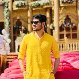 Yash Kapoor's avatar